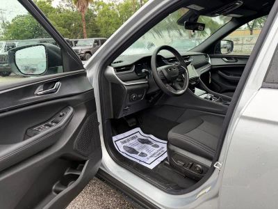 2026 Jeep Grand Cherokee L — photo 15 view