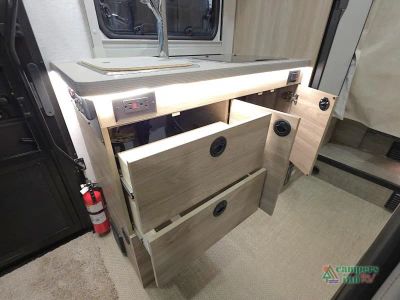 2027 Winnebago Ekko - Photo 35