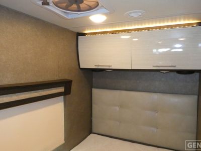 2017 Thor Motor Coach Gemini AWD - Photo 15