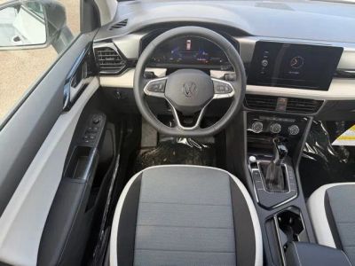 2026 Volkswagen Taos — photo 10 view
