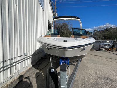 2026 Chaparral 23 SSI - Photo 9