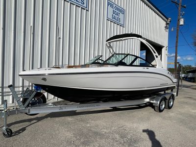 2026 Chaparral 23 SSI - Photo 8