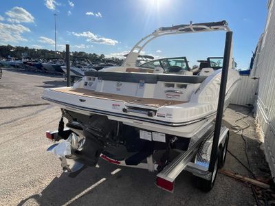 2026 Chaparral 23 SSI - Photo 12