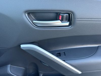 2026 Toyota Corolla Cross - Photo 18