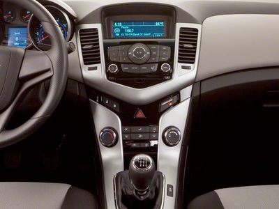 2012 Chevrolet Cruze - Photo 17