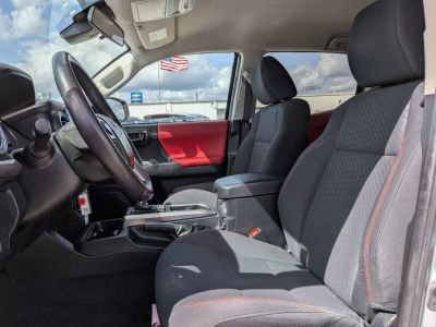 2023 Toyota Tacoma - Photo 12