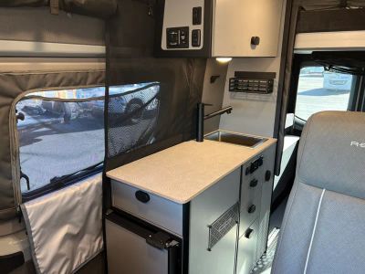 2027 Winnebago REVEL — photo 10 view