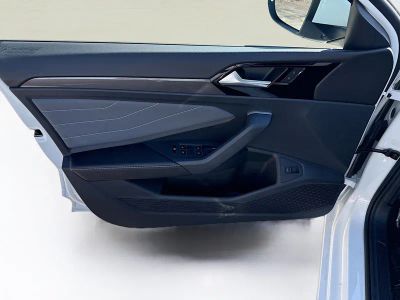 2026 Volkswagen Jetta — photo 21 view