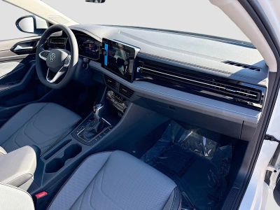 2026 Volkswagen Jetta — photo 13 view