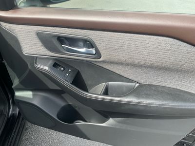 2021 Nissan Rogue — photo 21 view