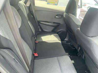 2021 Nissan Rogue — photo 18 view