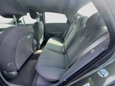 2026 Hyundai ELANTRA — photo 17 view