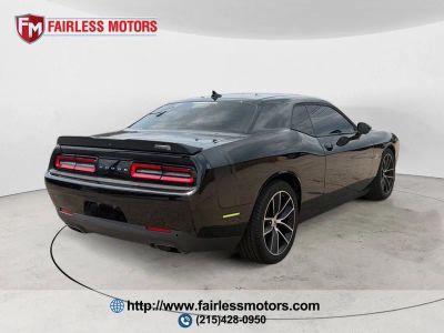 2018 Dodge Challenger — detail view