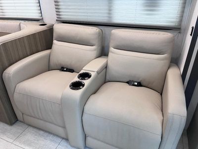 2026 Coachmen RV Freelander - Photo 18