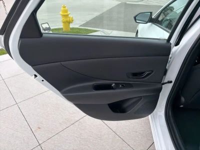 2026 Hyundai Elantra Hybrid - Photo 15