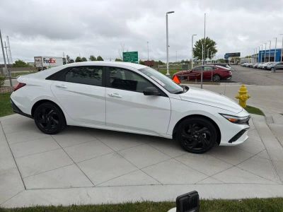 2026 Hyundai Elantra Hybrid - Photo 6