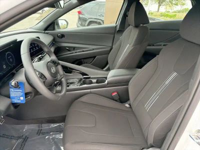 2026 Hyundai Elantra Hybrid - Photo 16