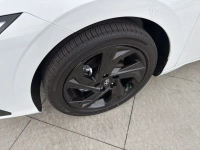2026 Hyundai Elantra Hybrid - Photo 9