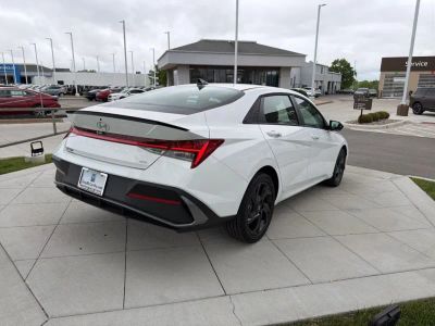 2026 Hyundai Elantra Hybrid - Photo 5