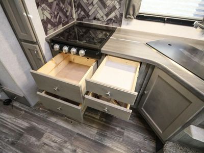 2025 Northwood Arctic Fox 990 - Photo 12