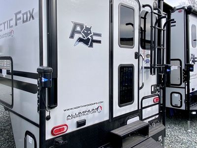 2025 Northwood Arctic Fox 990 - Photo 4