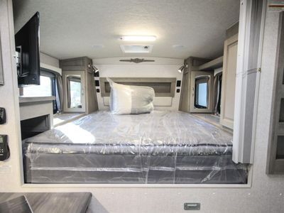 2025 Northwood Arctic Fox 990 - Photo 14