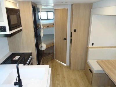 2026 Winnebago Towables THRIVE - Photo 4