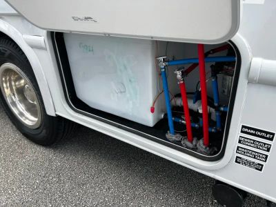 2024 Thor Motor Coach QUANTUM LC — photo 30 view