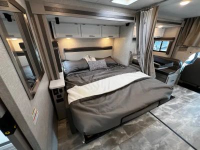 2024 Thor Motor Coach QUANTUM LC — photo 20 view