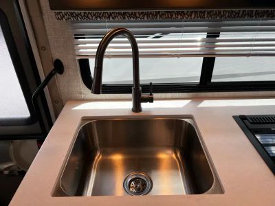 2024 Thor Motor Coach QUANTUM LC — photo 7 view