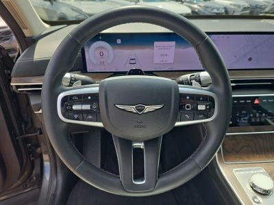 2025 Genesis GV80 — photo 32 view