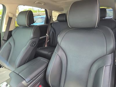 2025 Genesis GV80 — photo 23 view