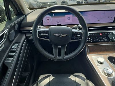 2025 Genesis GV80 — photo 14 view