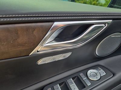 2025 Genesis GV80 — photo 19 view