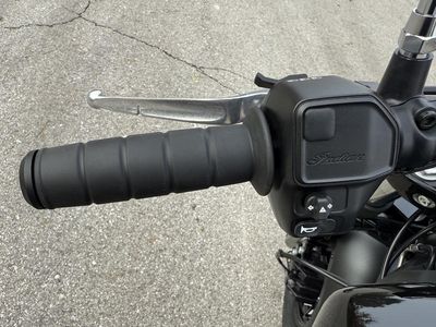 2026 Indian Motorcycle Scout Sixty Bobber Black Metallic - Photo 16