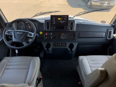 2026 Entegra ACCOLADE XL — side profile view
