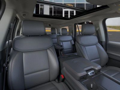 2025 Ford Expedition - Photo 10