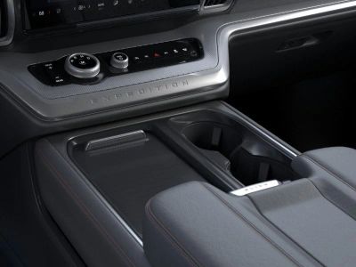 2025 Ford Expedition - Photo 15