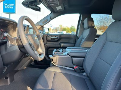 2026 Chevrolet Silverado 1500 — photo 9 view