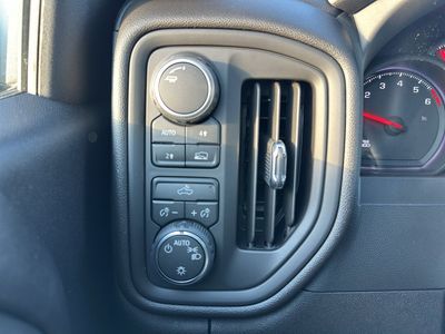2026 Chevrolet Silverado 1500 — photo 14 view