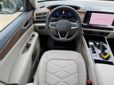 2026 Volkswagen Atlas — photo 11 view