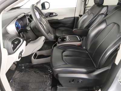 2023 Chrysler Pacifica - Photo 20