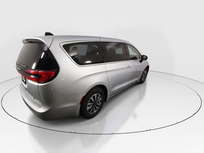 2023 Chrysler Pacifica - Photo 7