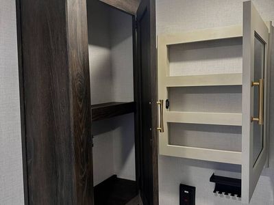 2026 Keystone Rv Zinger 390DB - Photo 18