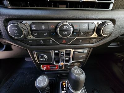 2026 2026 Jeep Wrangler Willys - Photo 18