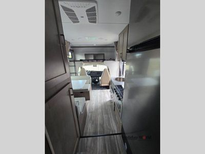 2025 Gulf Stream Conquest Class C - Photo 7