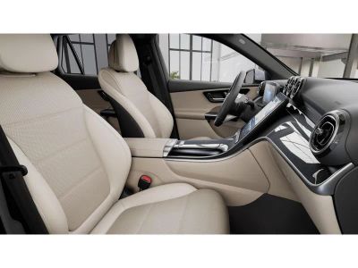 2026 Mercedes-Benz GLC - Photo 4