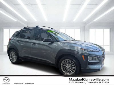 2020 Hyundai Kona SEL in Silver — front three-quarter view