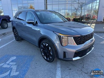 2025 Kia Sorento — side profile view