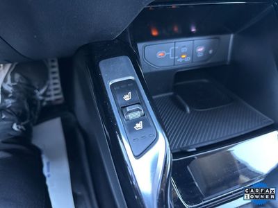 2025 Kia Sorento — photo 14 view